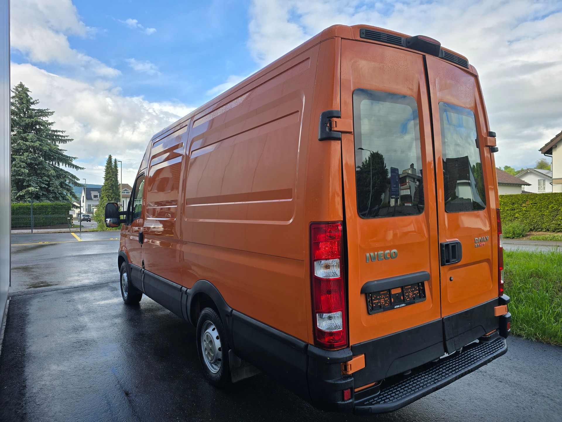IVECO 35 S 14 V GKCA41A1B1-image-2