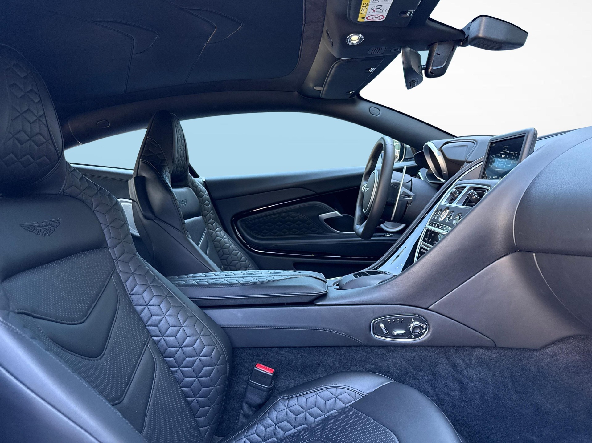 ASTON MARTIN DBS Superleggera Coupé 5.2 V12 Bi-Turbo-image-9
