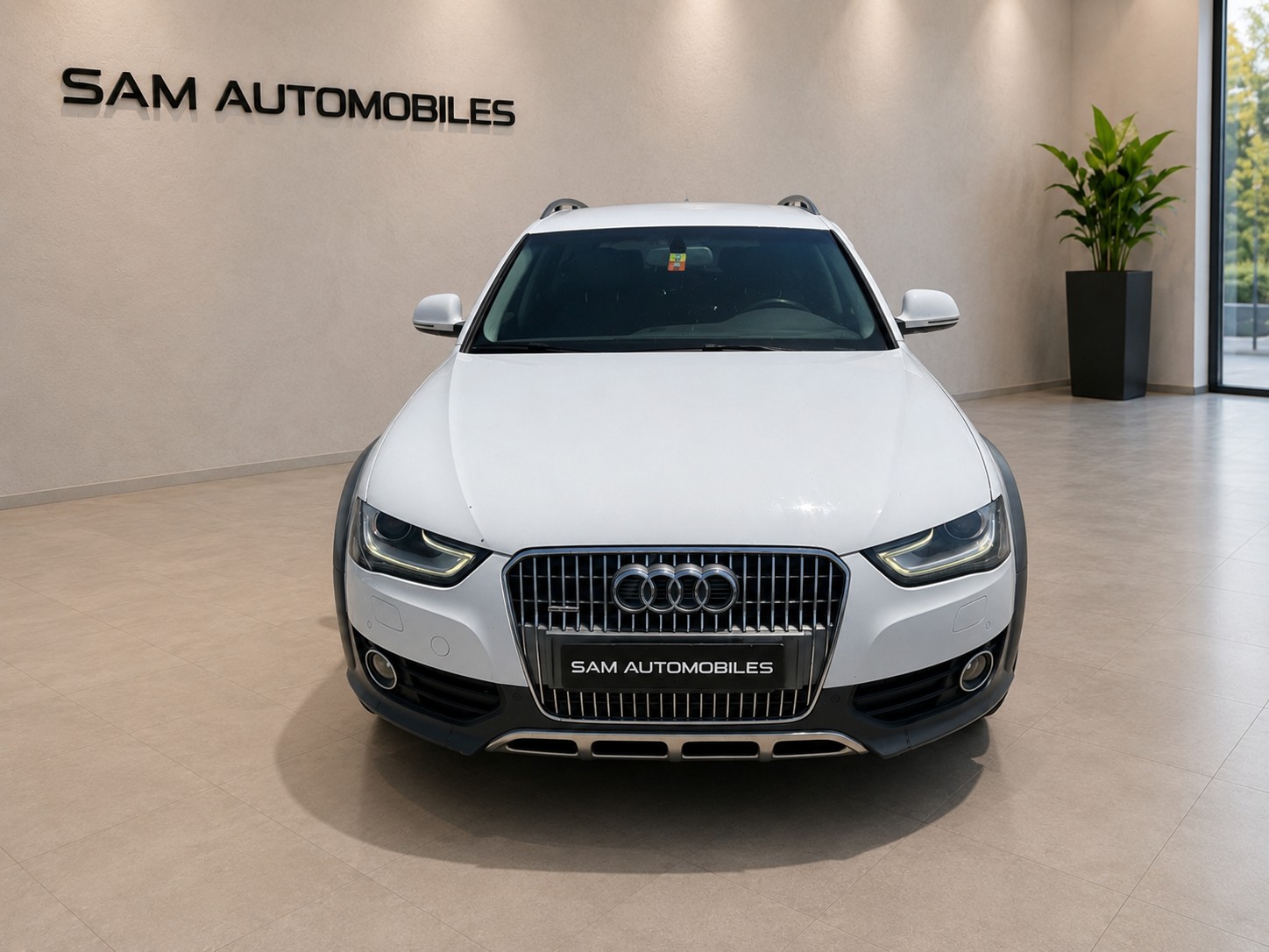 AUDI A4 allroad 2.0 TDI quattro S-tronic-image-1