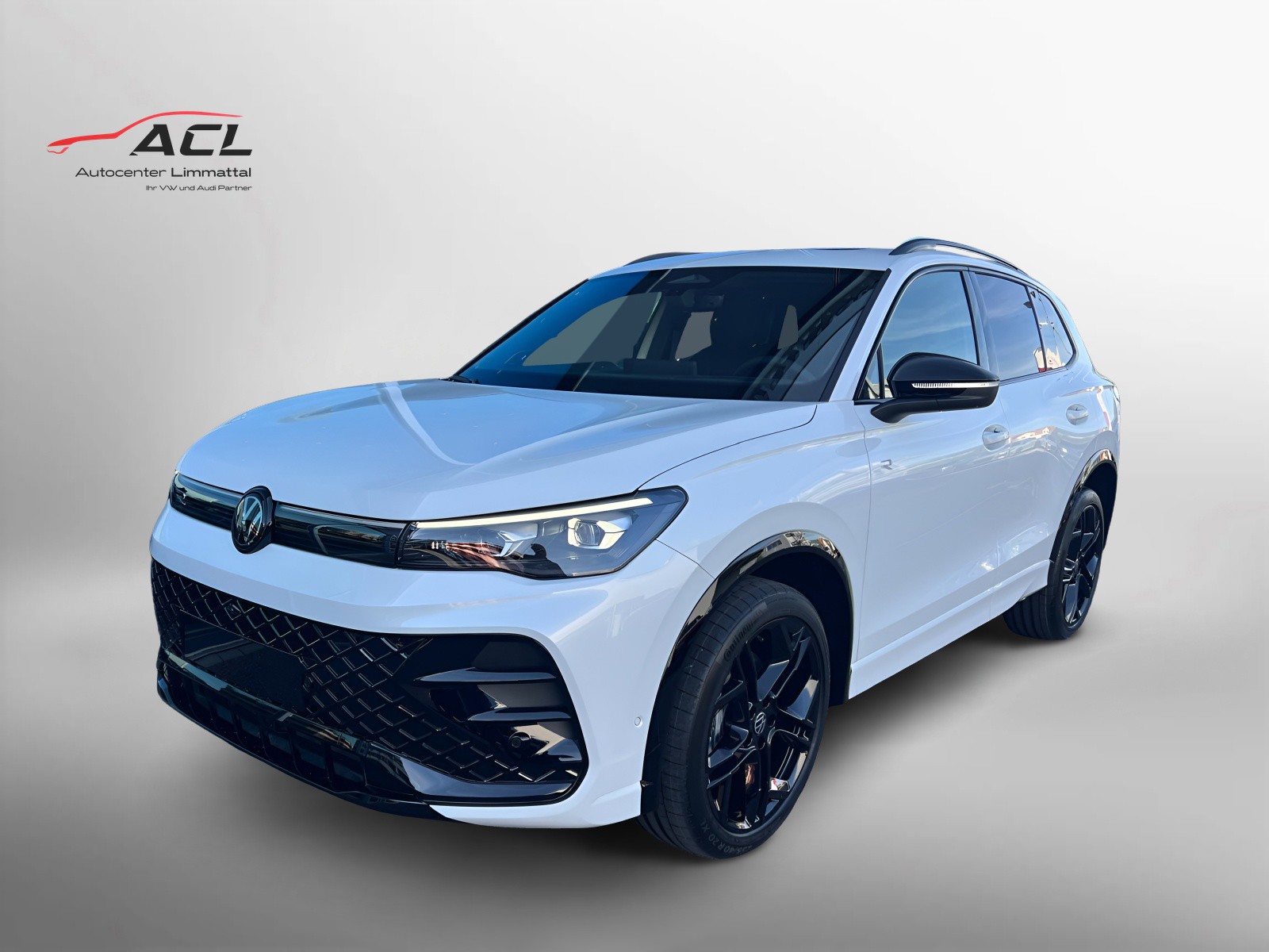 VW Tiguan R-Line 2.0TSI 265PS 4Motion DSG-image-0