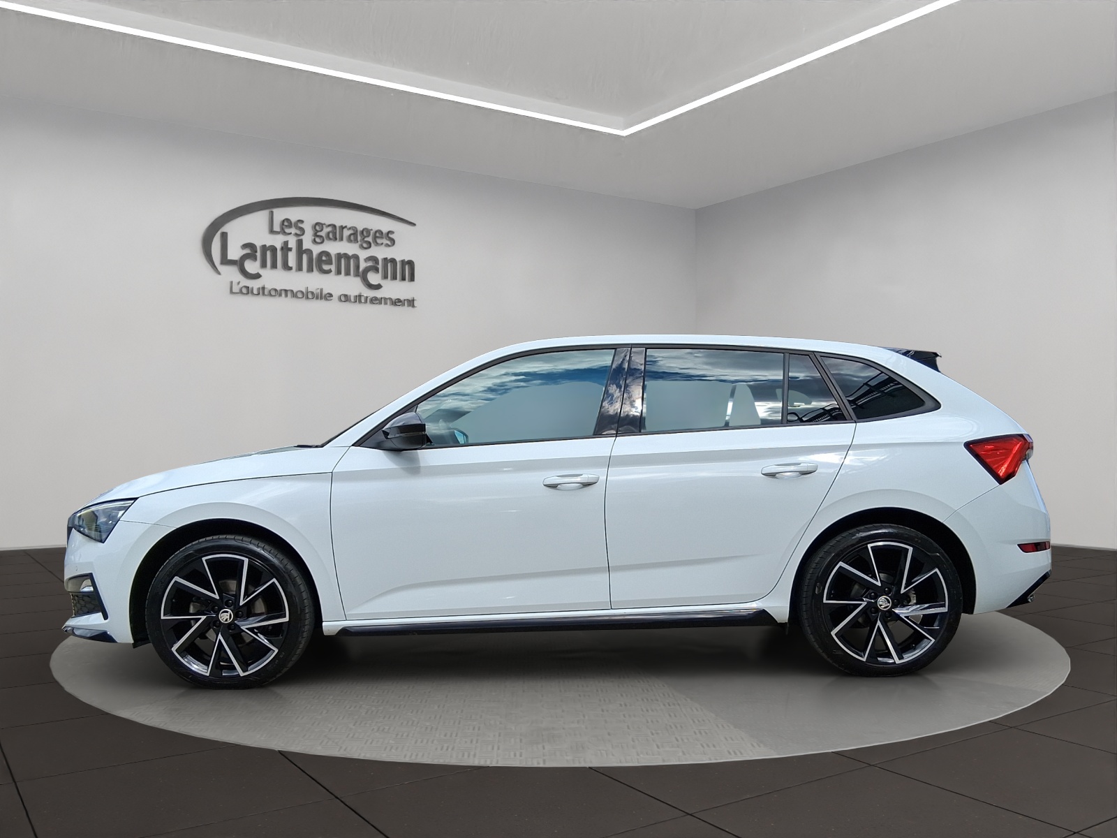 SKODA Scala 1.5 TSI ACT Monte Carlo DSG-image-1