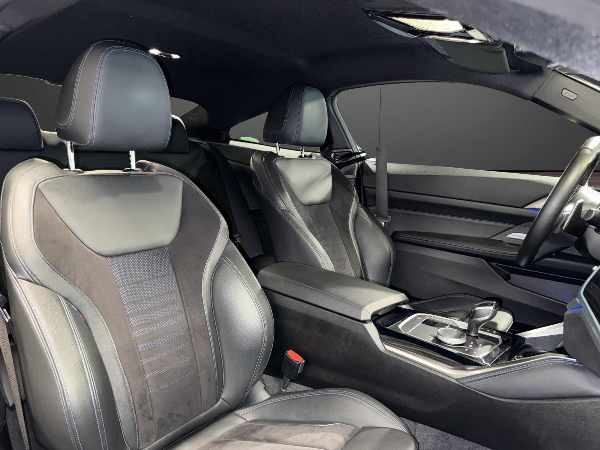 BMW M440i xDrive Coupé M Sport-image-17
