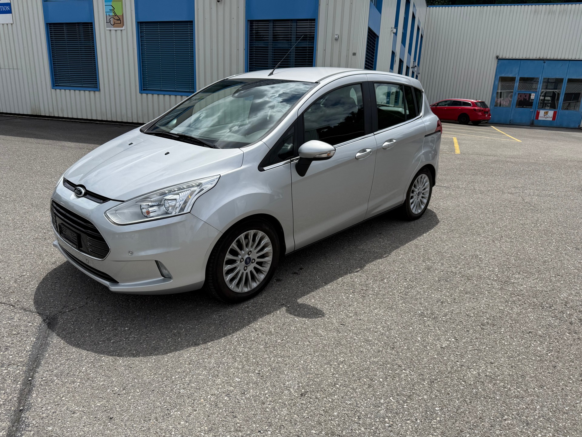 FORD B-Max 1.0 SCTi Titanium-image-0