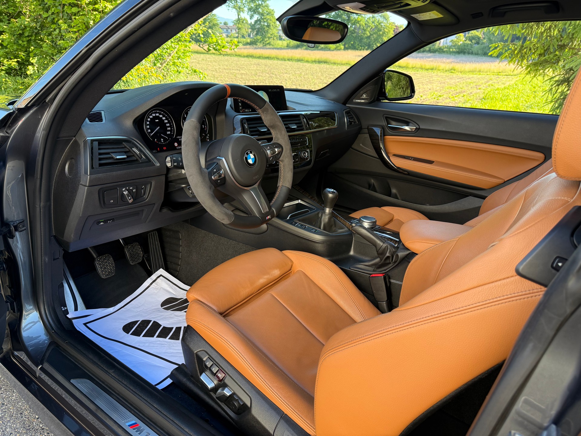 BMW M140i-image-3