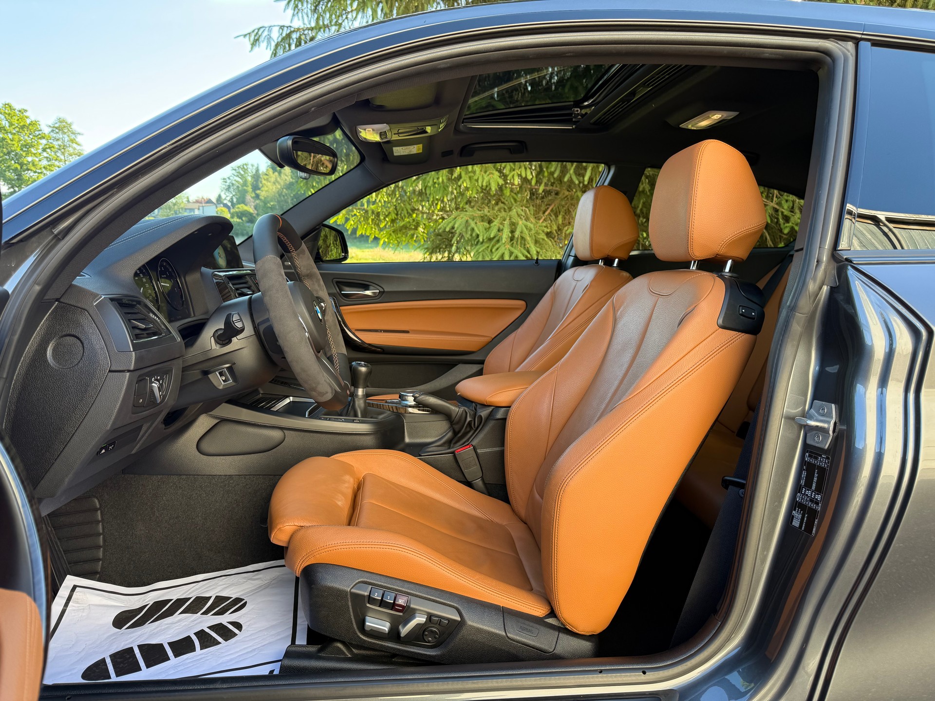 BMW M140i-image-10
