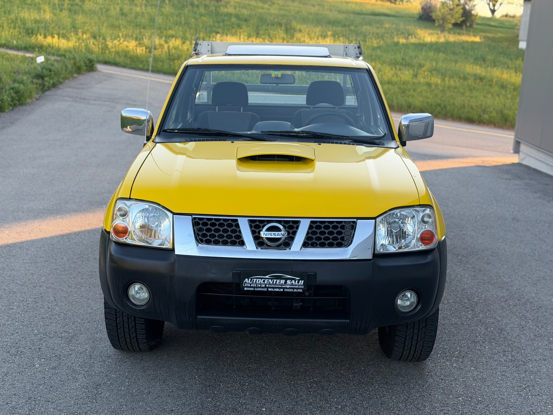 NISSAN King Cab Navara 2.5 Di 4x4-image-1