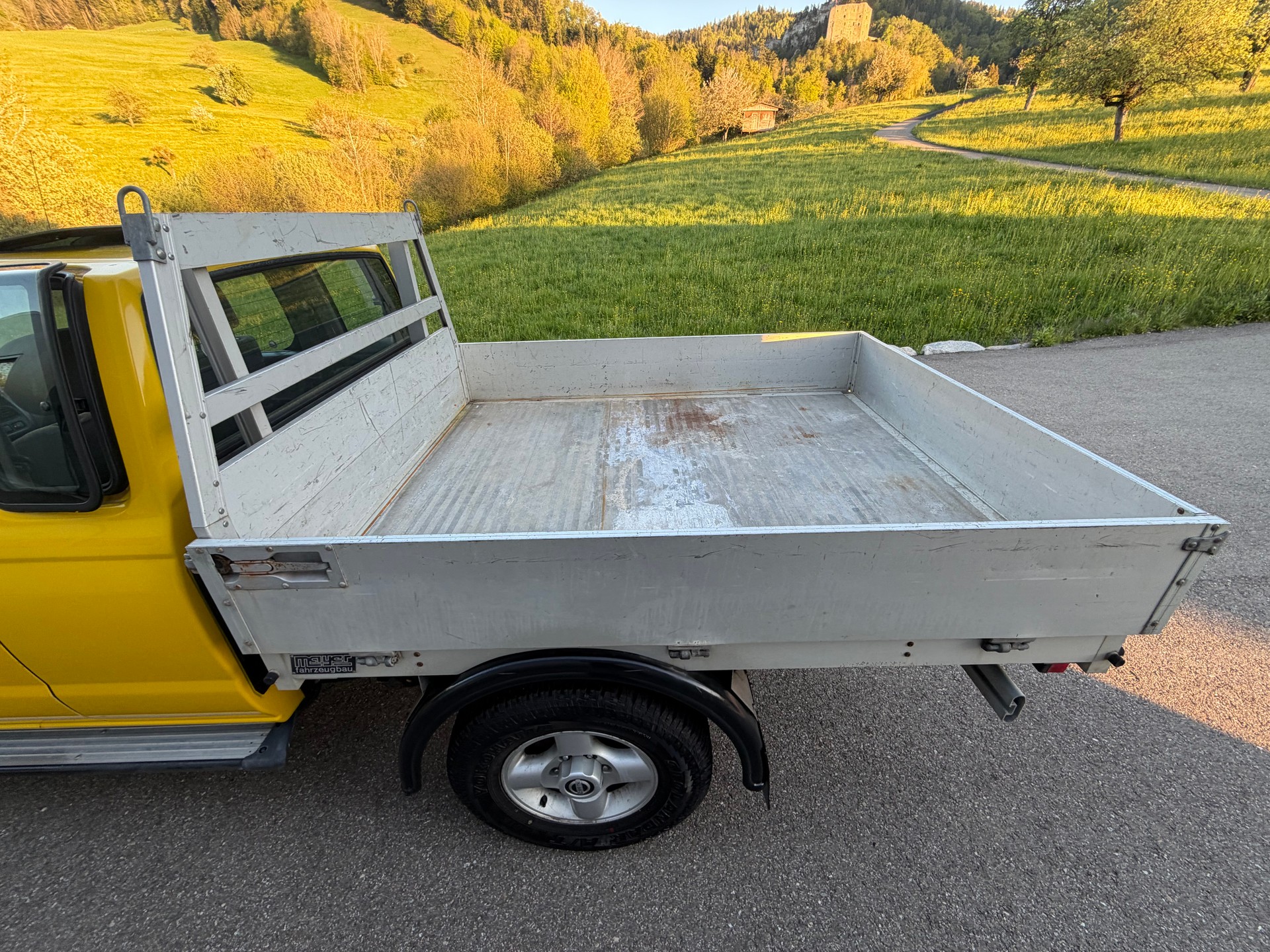 NISSAN King Cab Navara 2.5 Di 4x4-image-9