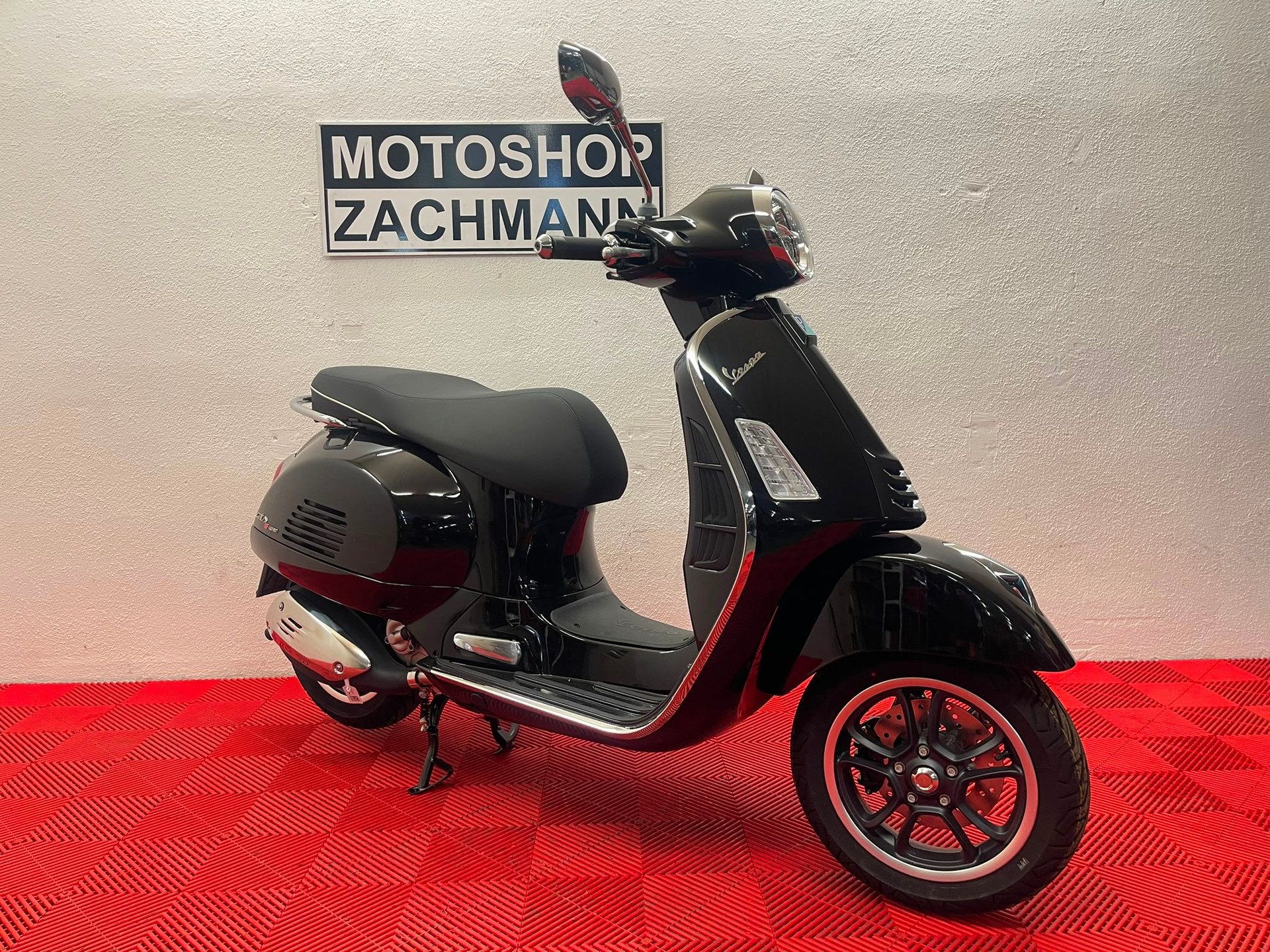 PIAGGIO Vespa GTS 310 Super RST E5+-image-1
