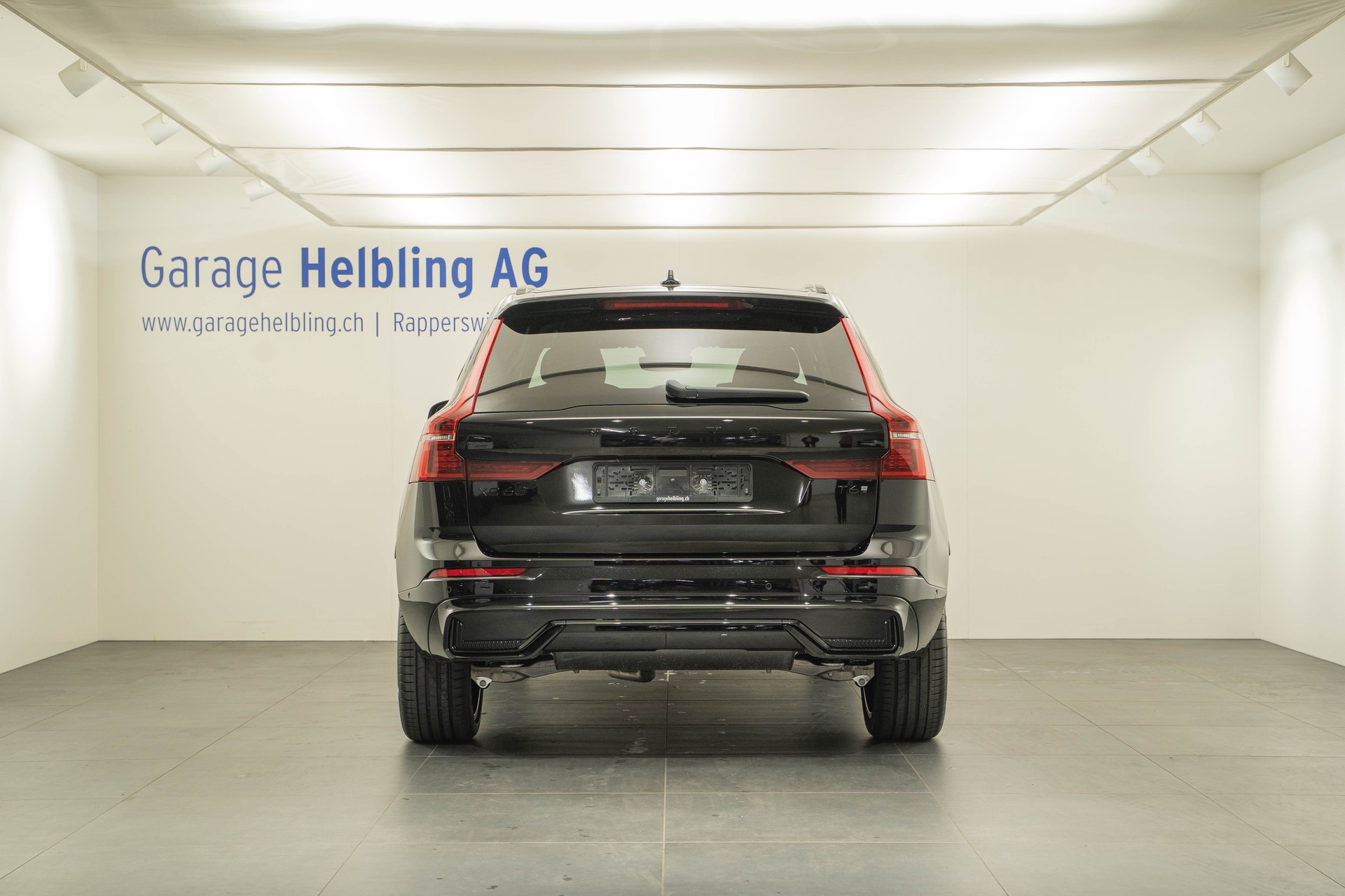 VOLVO XC60 2.0 T6 TE Black Edition eAWD-image-3