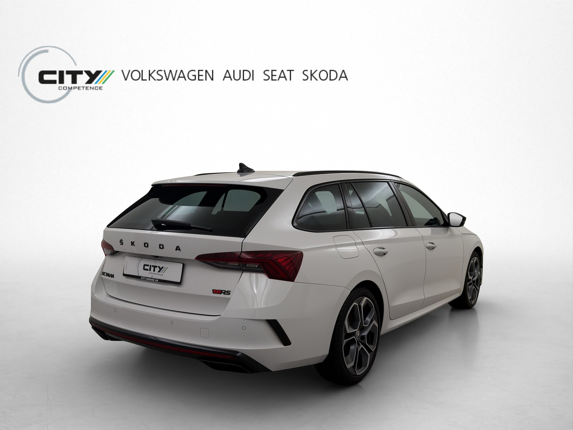 SKODA Octavia Combi 2.0 TDI RS 4x4 DSG-image-5