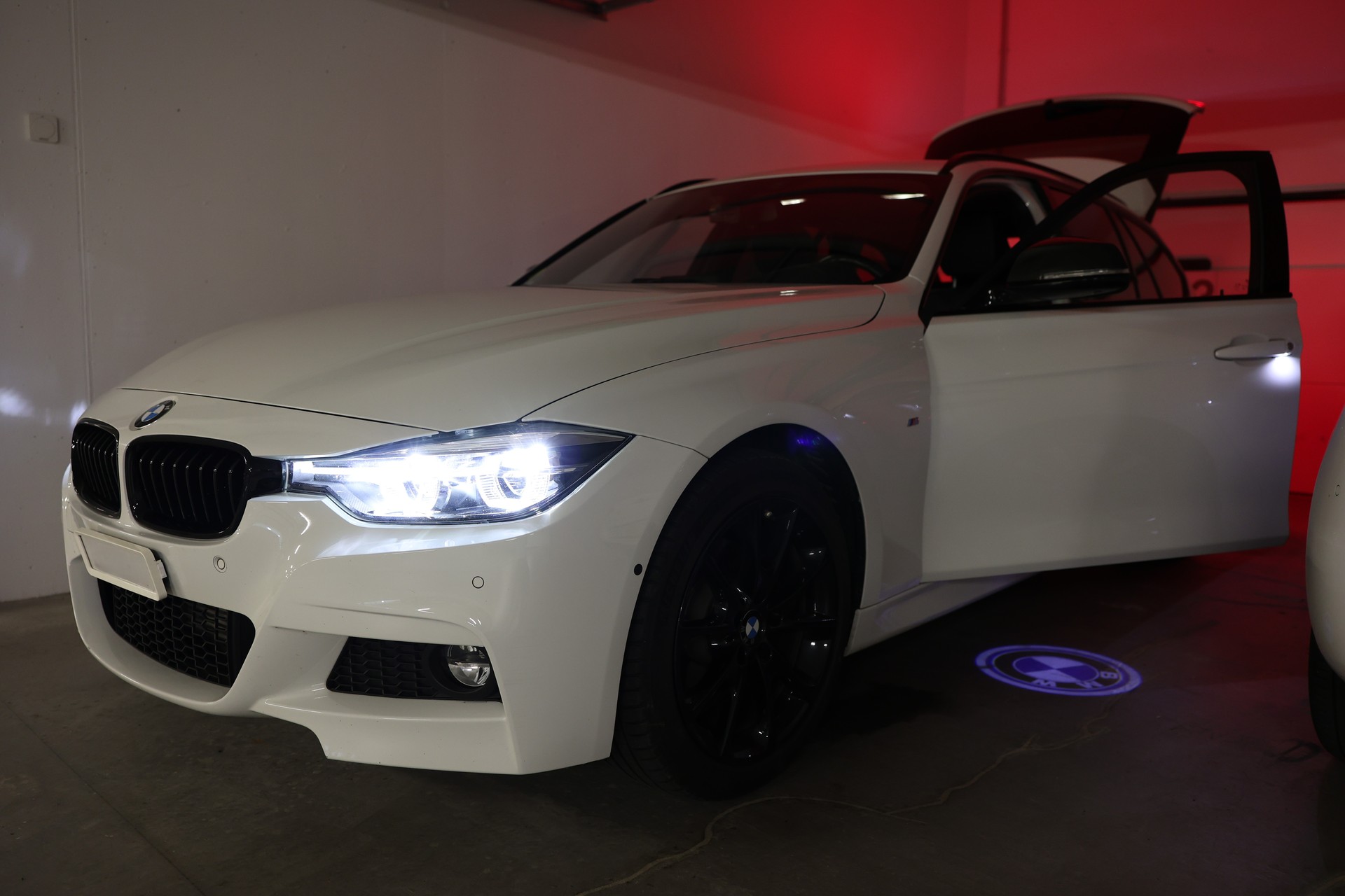 BMW 320d xDrive SAG M Sport-image-14