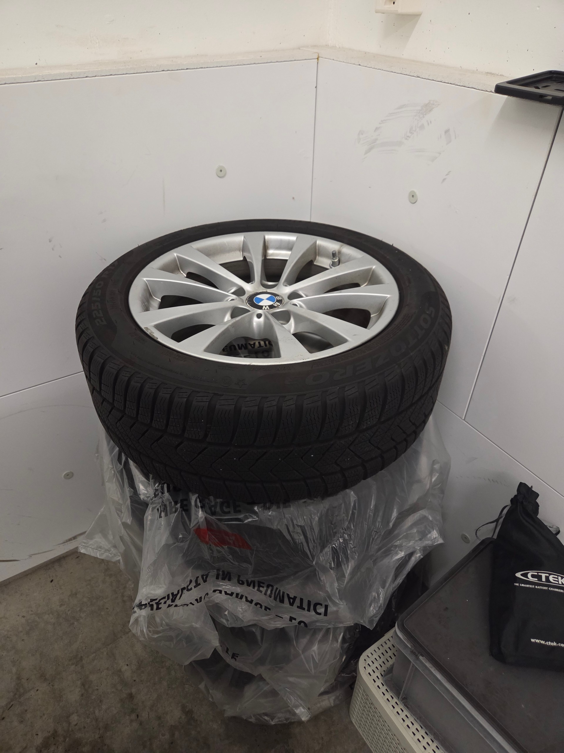 BMW 320d xDrive SAG M Sport-image-16