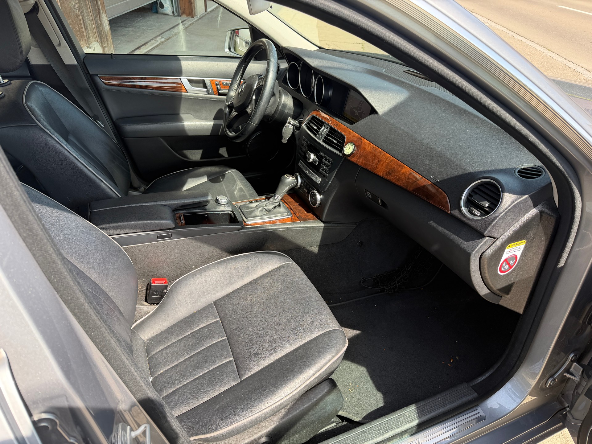 MERCEDES-BENZ C 350 Elégance 4Matic 7G-Tronic-image-7