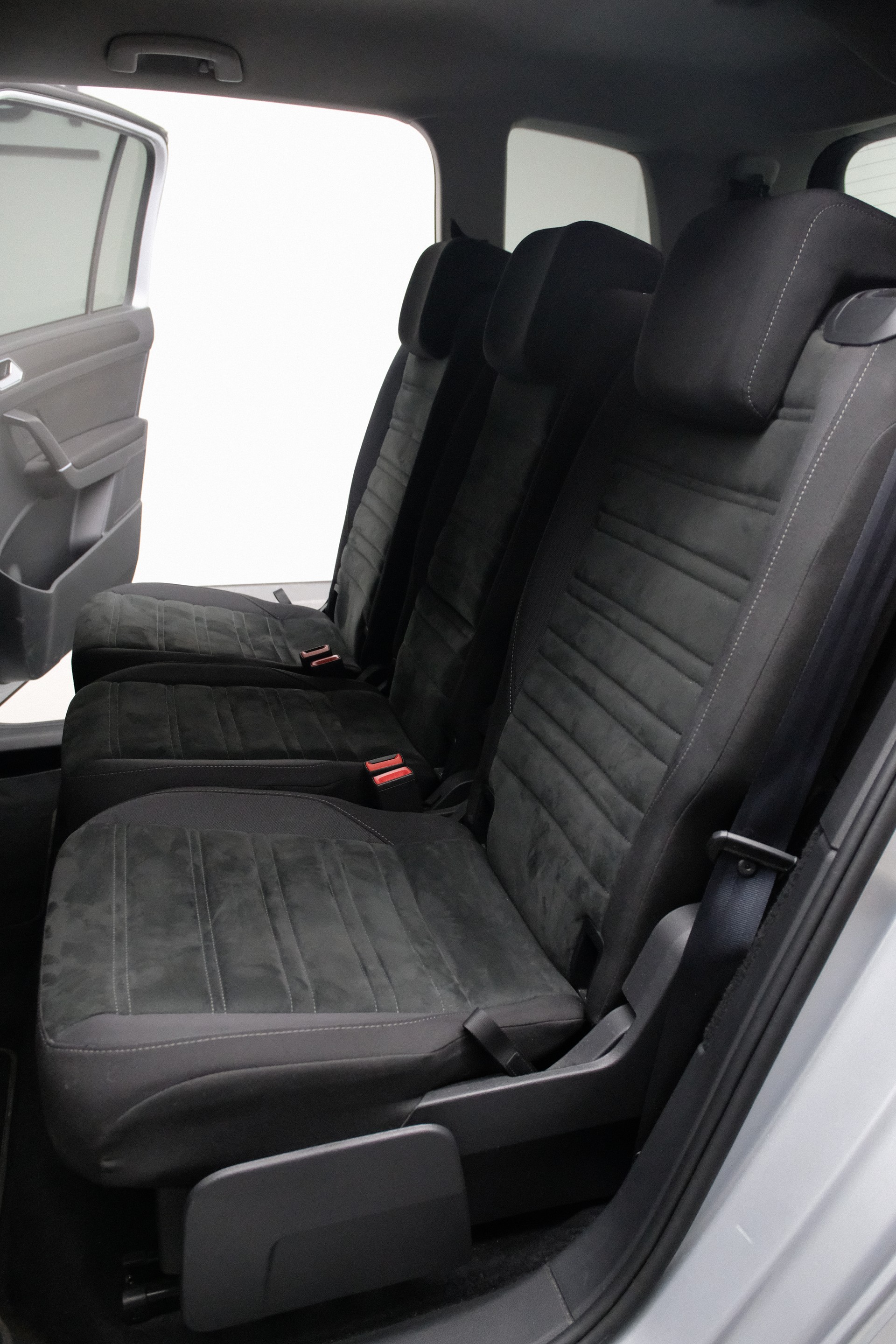 VW Touran 2.0 TDI BlueMotion Technology Comfortline DSG-image-16