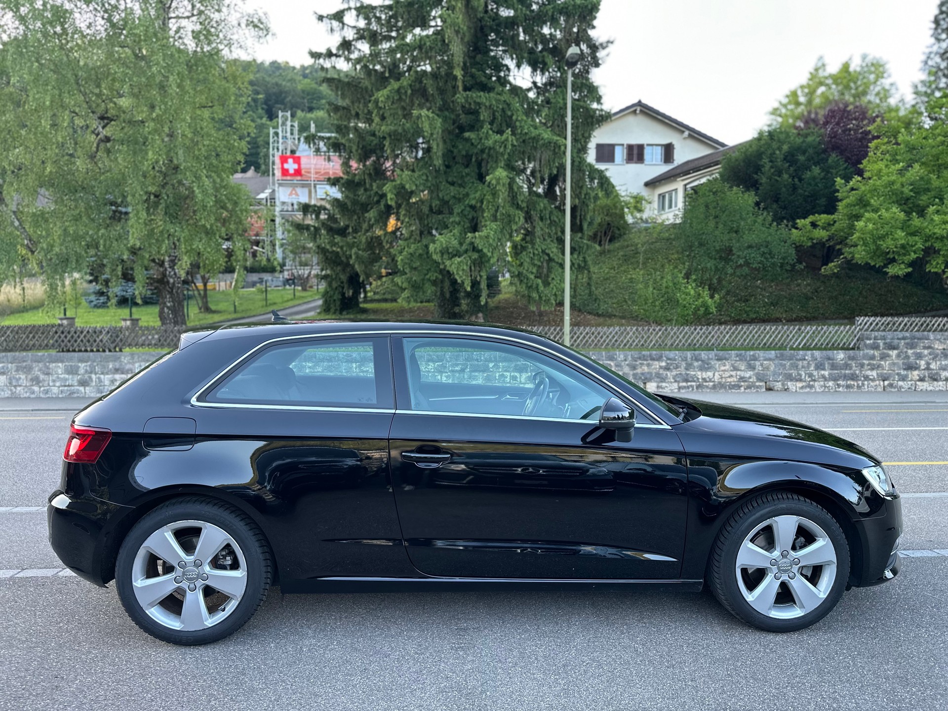 AUDI A3 1.4 TFSI Ambition-image-4