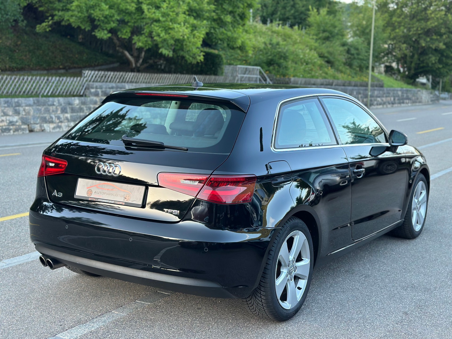 AUDI A3 1.4 TFSI Ambition-image-6