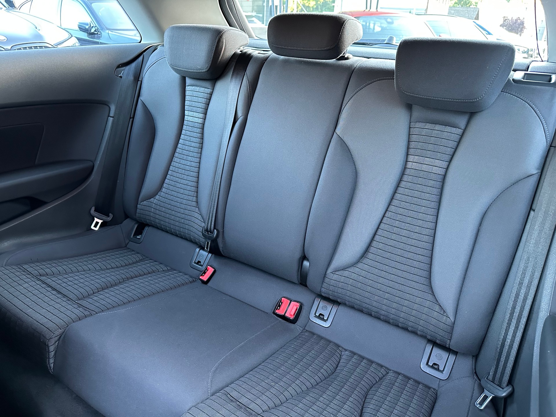 AUDI A3 1.4 TFSI Ambition-image-16