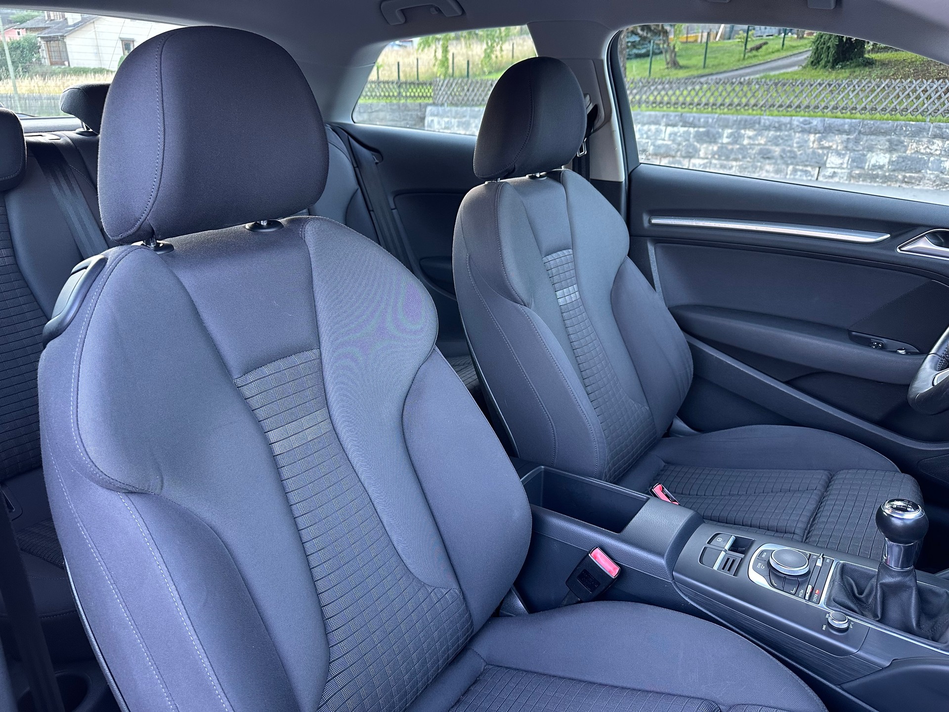 AUDI A3 1.4 TFSI Ambition-image-15