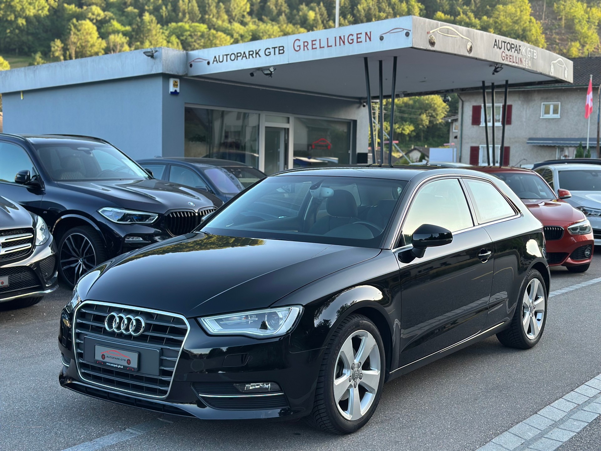 AUDI A3 1.4 TFSI Ambition-image-0