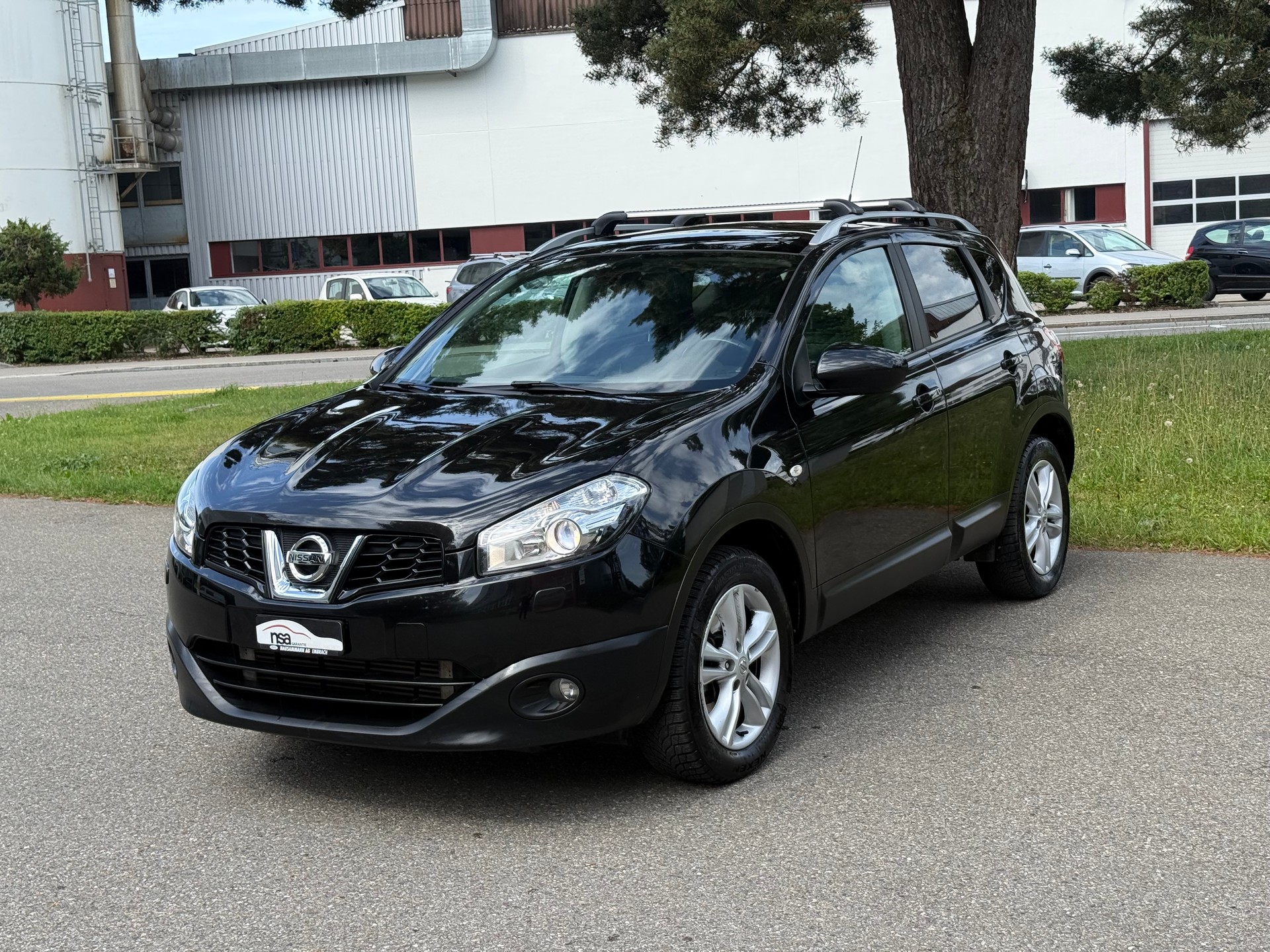 NISSAN Qashqai 2.0 dCi 4WD tekna Automatic-image-2