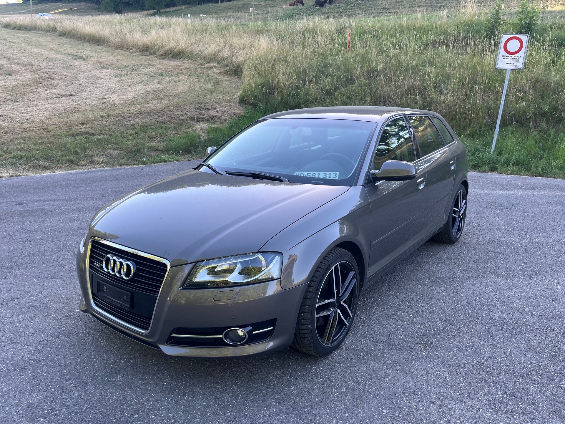 AUDI A3 Sportback 1.8 TFSI Ambiente quattro-image-5