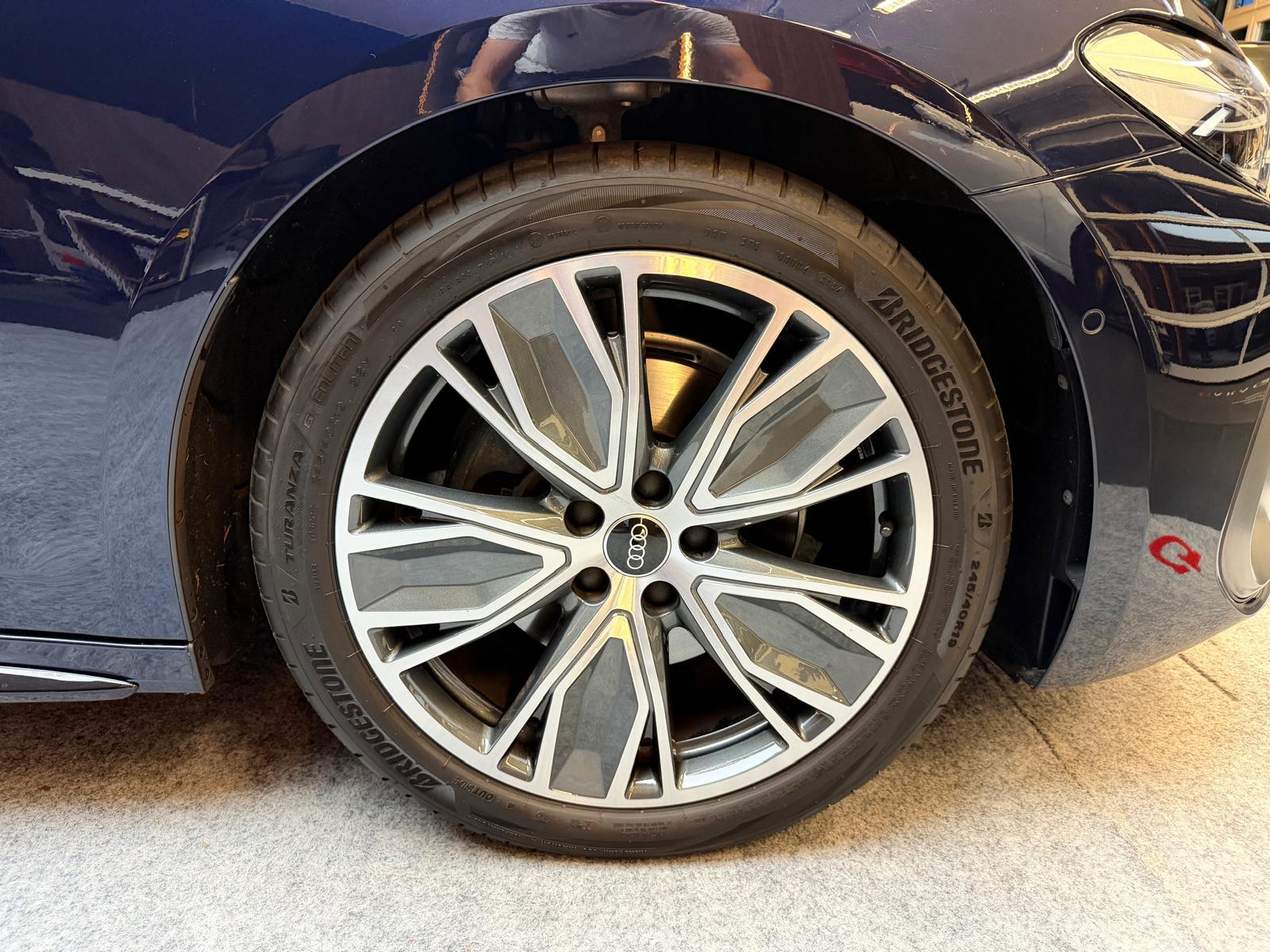 AUDI A5 Avant 2.0 TFSI S-Line S-Tronic-image-9