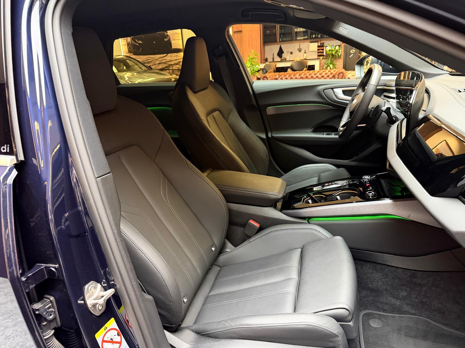AUDI A5 Avant 2.0 TFSI S-Line S-Tronic-image-16