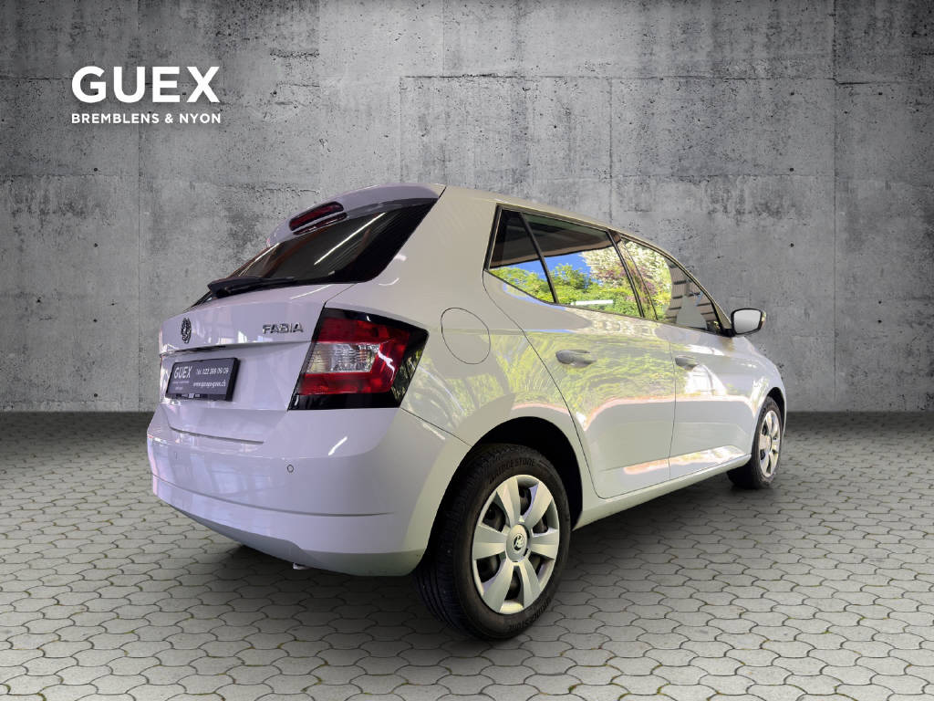 SKODA Fabia 1.0 TSI Ambition DSG-image-4