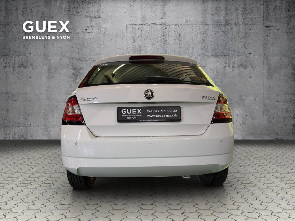 SKODA Fabia 1.0 TSI Ambition DSG-image-3
