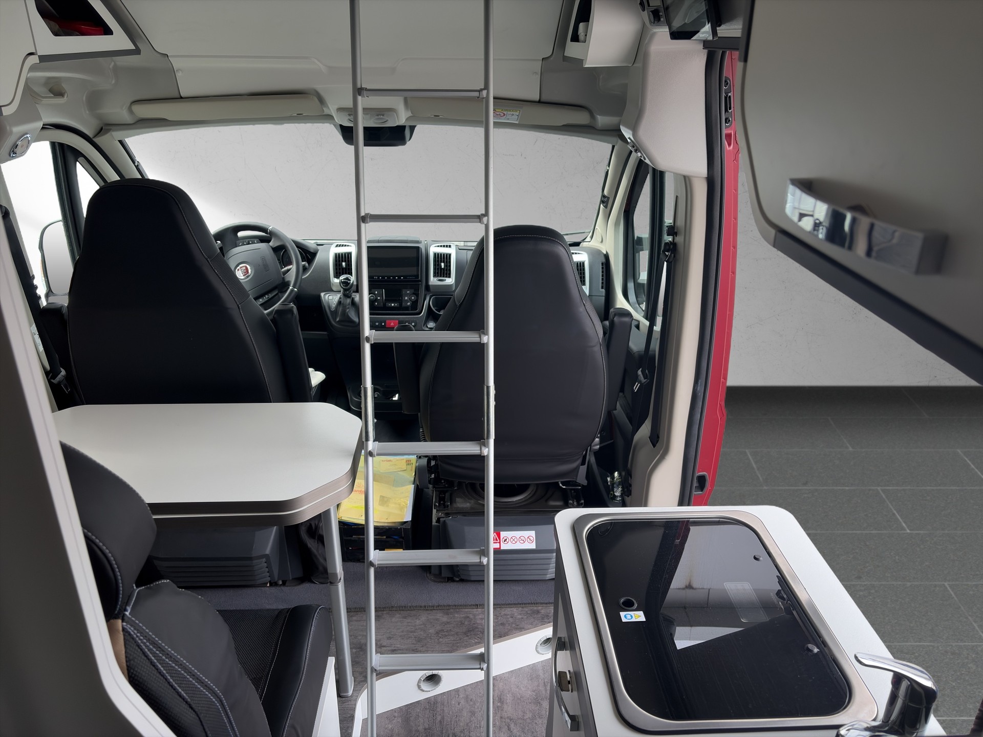 FIAT Bantam V630 Premium-image-15
