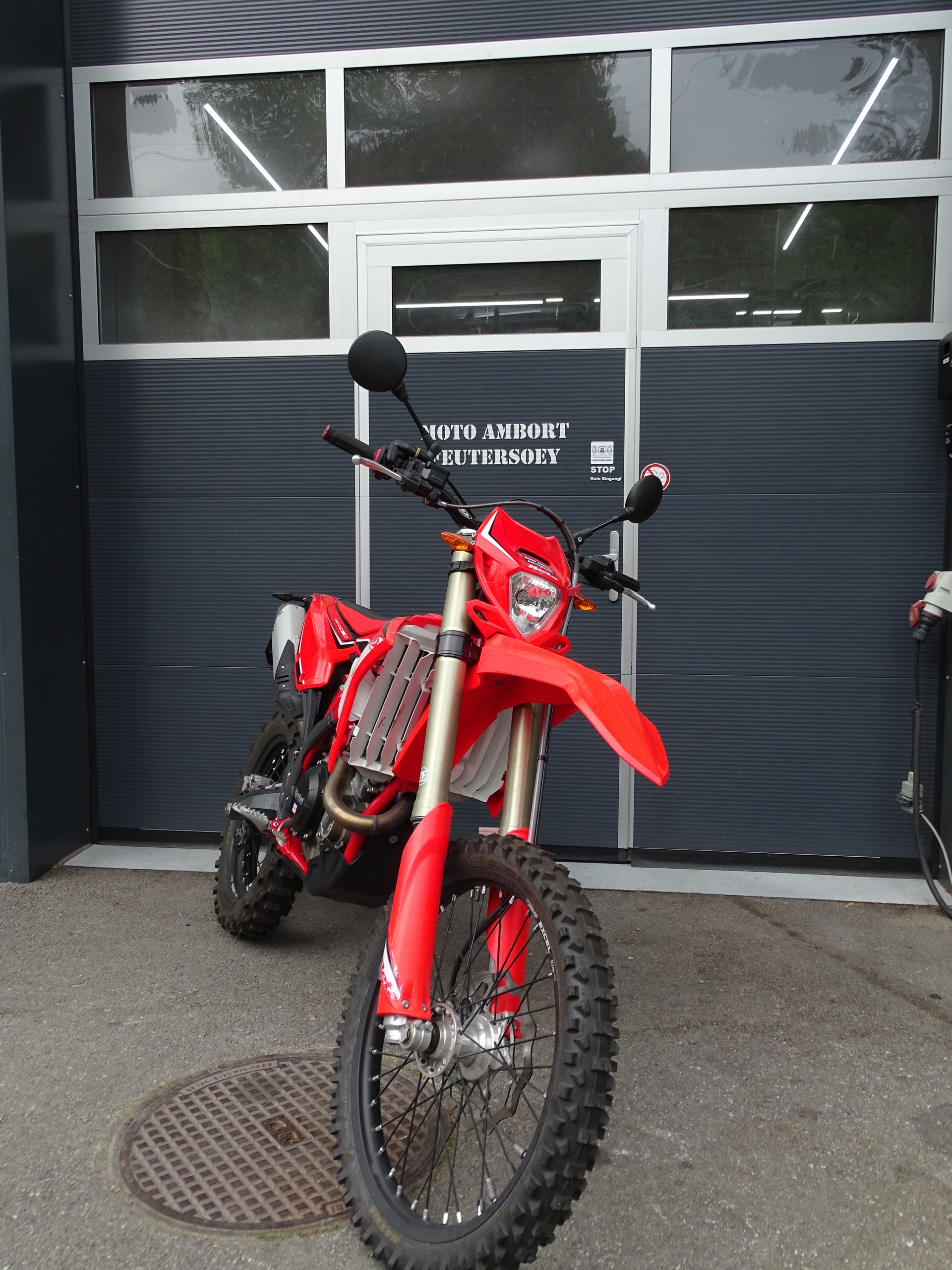BETA RR 350-4T EFI Enduro-image-1