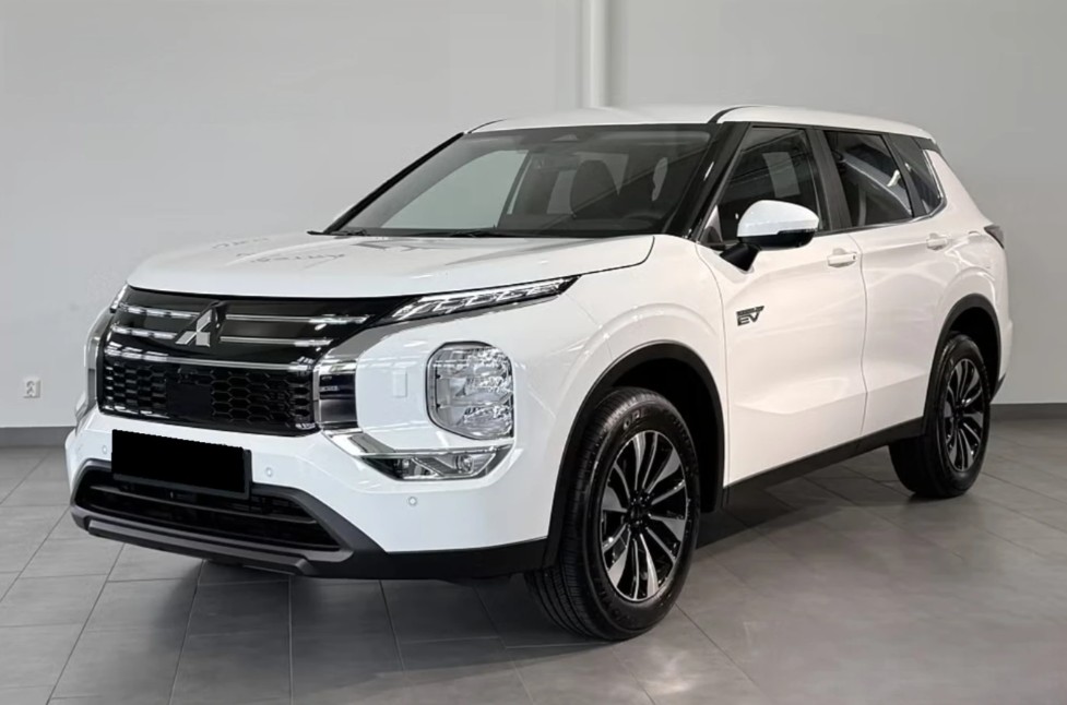 MITSUBISHI Outlander 2.4 PHEV Inform 4WD Automatic-image-0