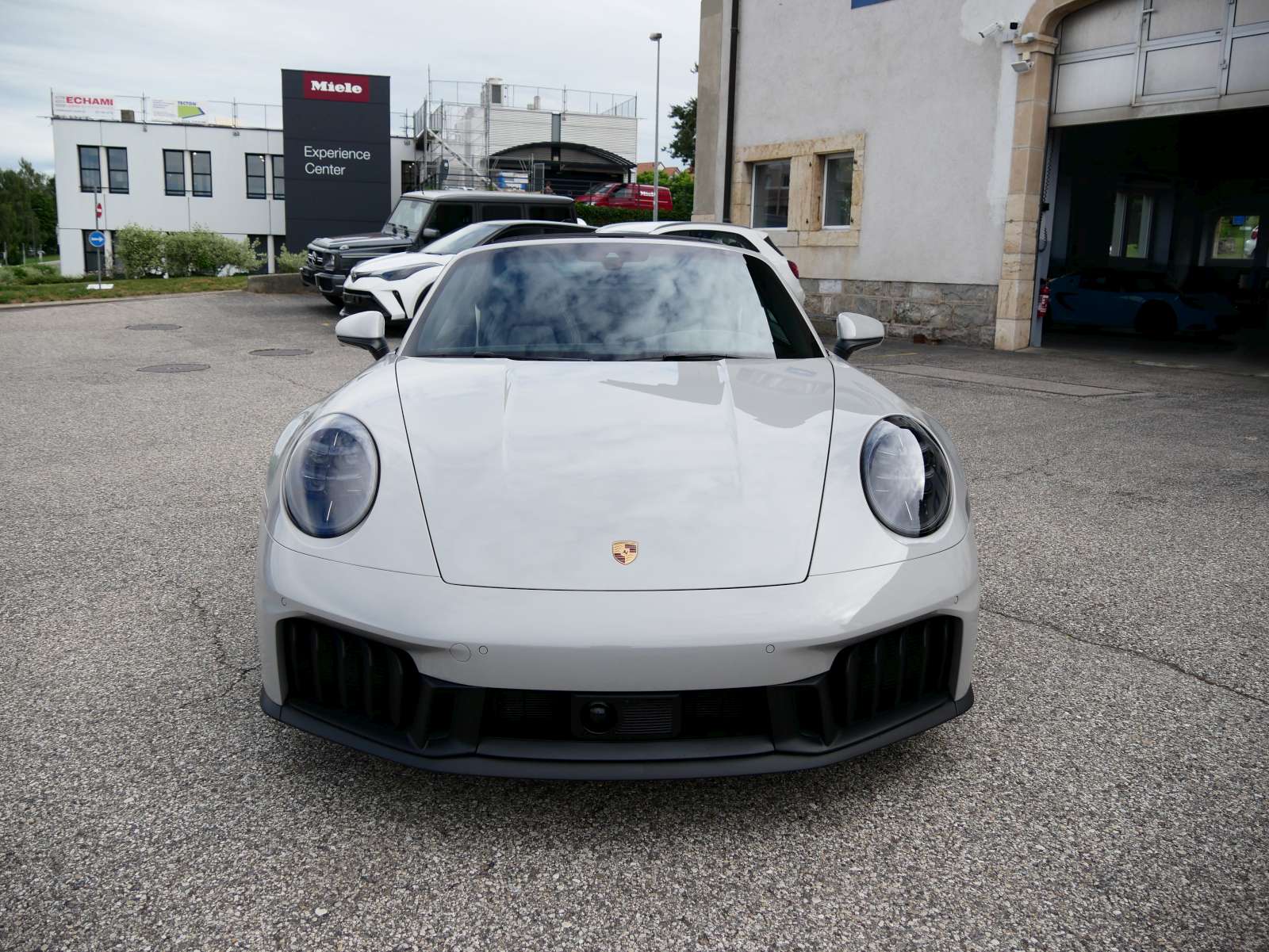 PORSCHE 911 Targa 4 GTS PDK-image-3