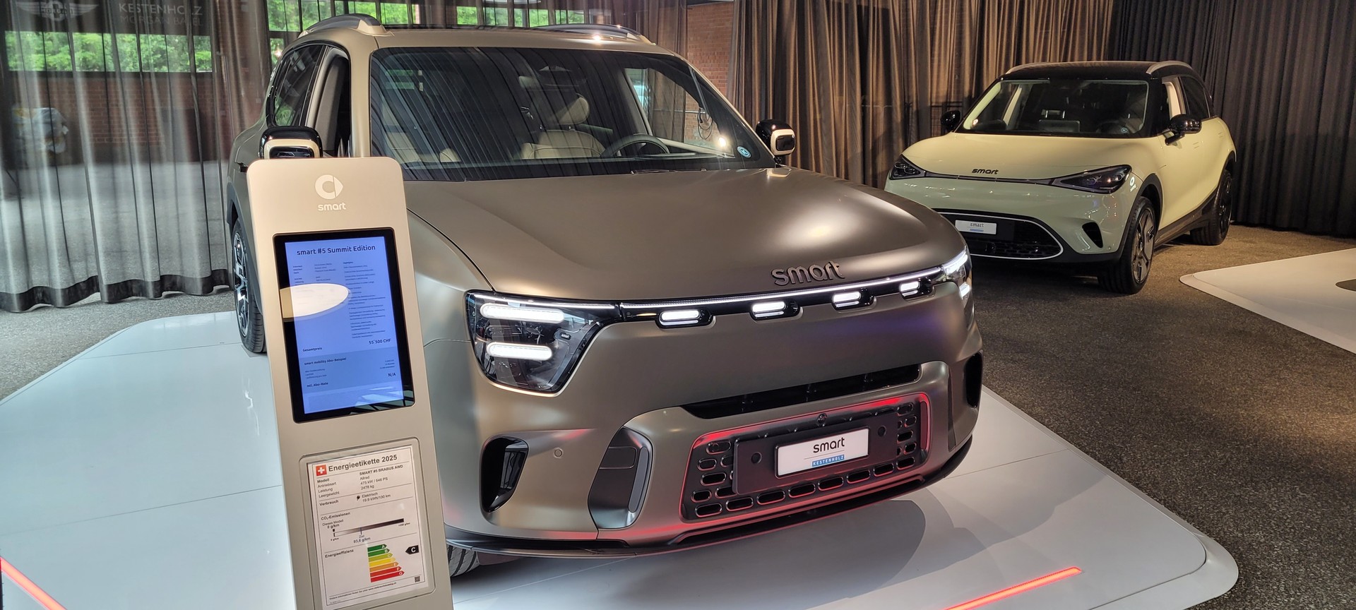 SMART #5 100kWh Summit Edition AWD, 588 PS, Aktions-Leasing 0,9%, ab September verfügbar-image-1