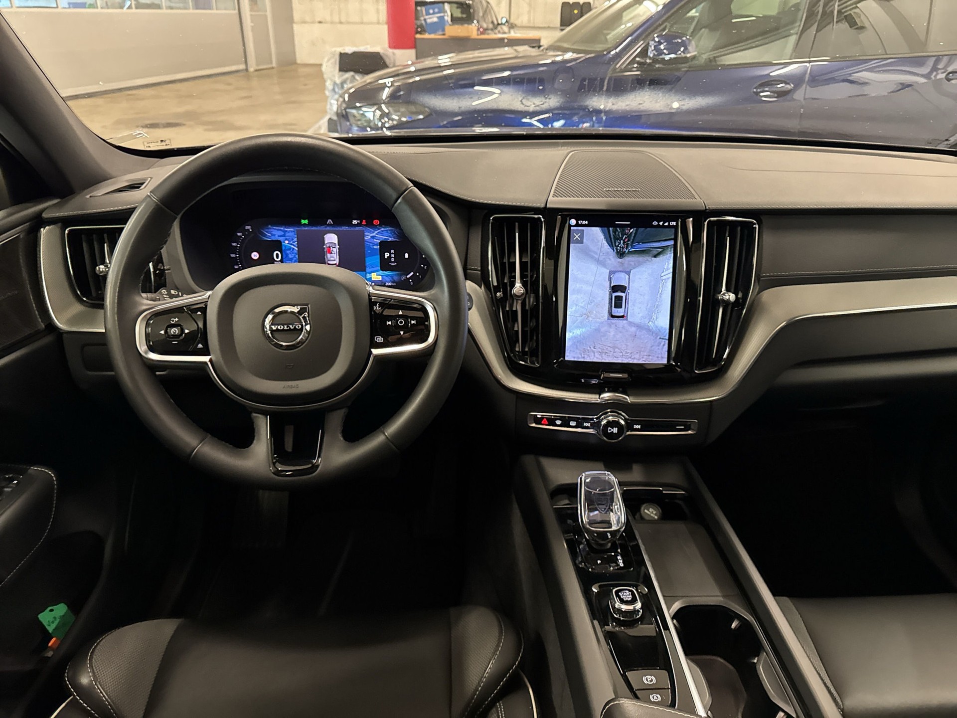 VOLVO XC60 B5 Diesel Mild Hybrid AWD Ultimate Bright Geartronic-image-11