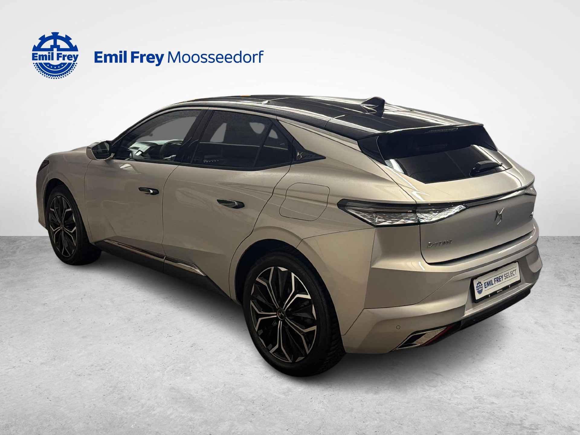 DS AUTOMOBILES 4 1.6 E-Tense Rivoli-image-3