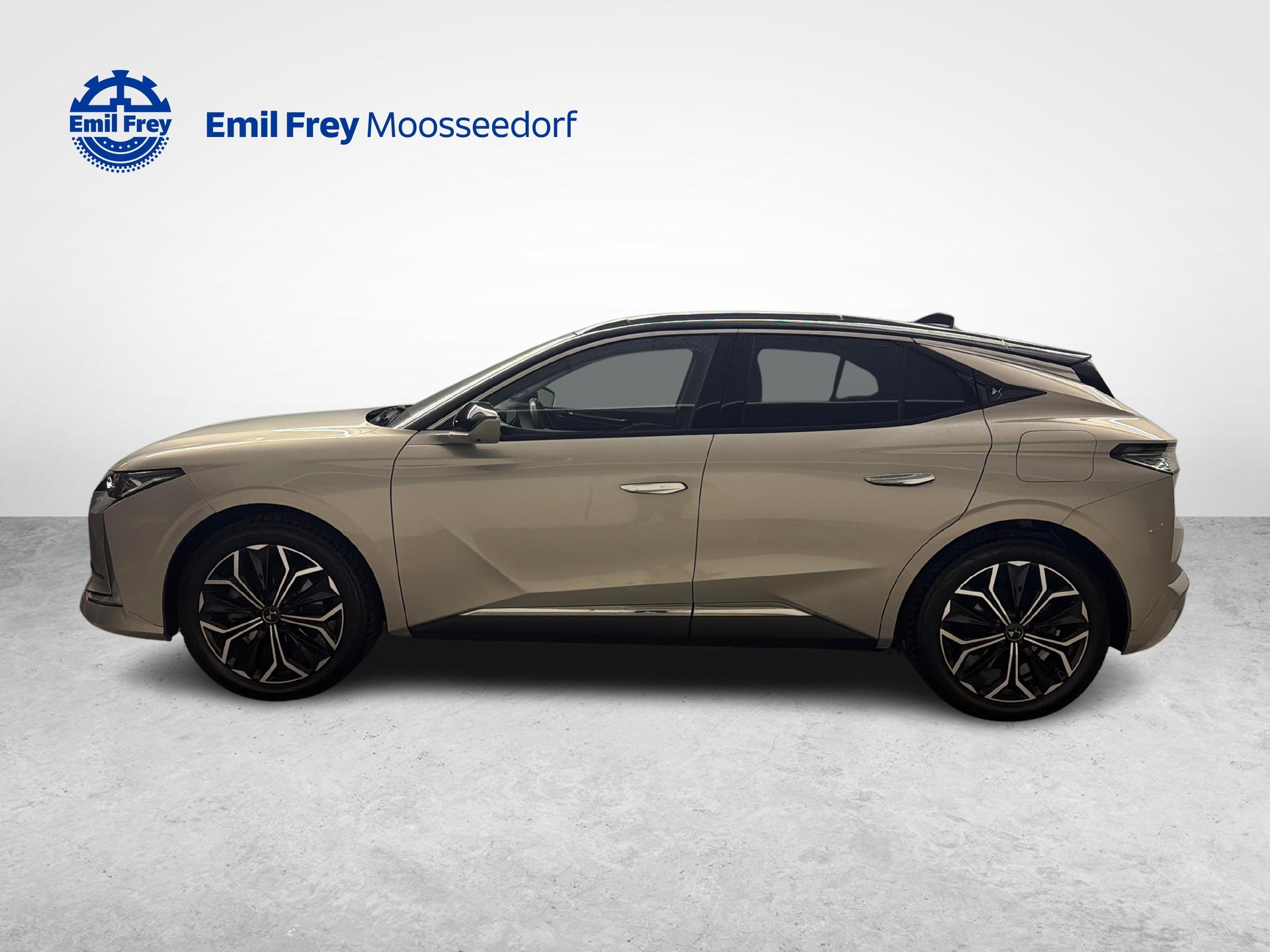 DS AUTOMOBILES 4 1.6 E-Tense Rivoli-image-2