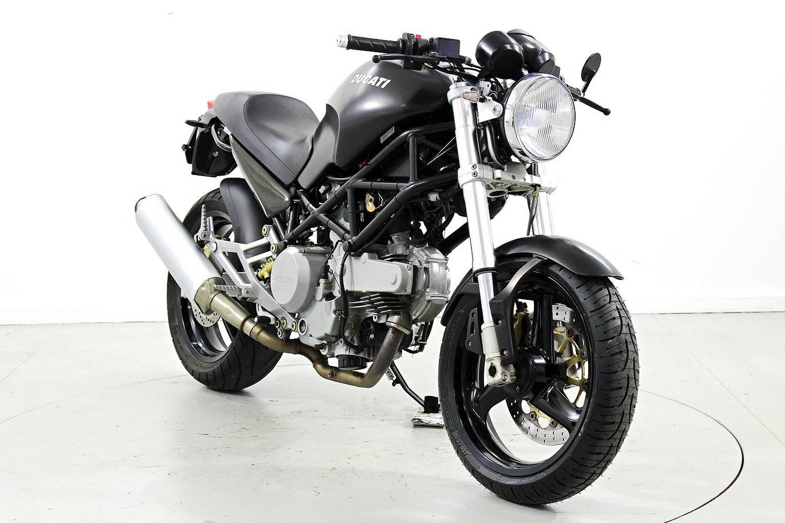 DUCATI Monster 620 M I.E.-showroom-element-1