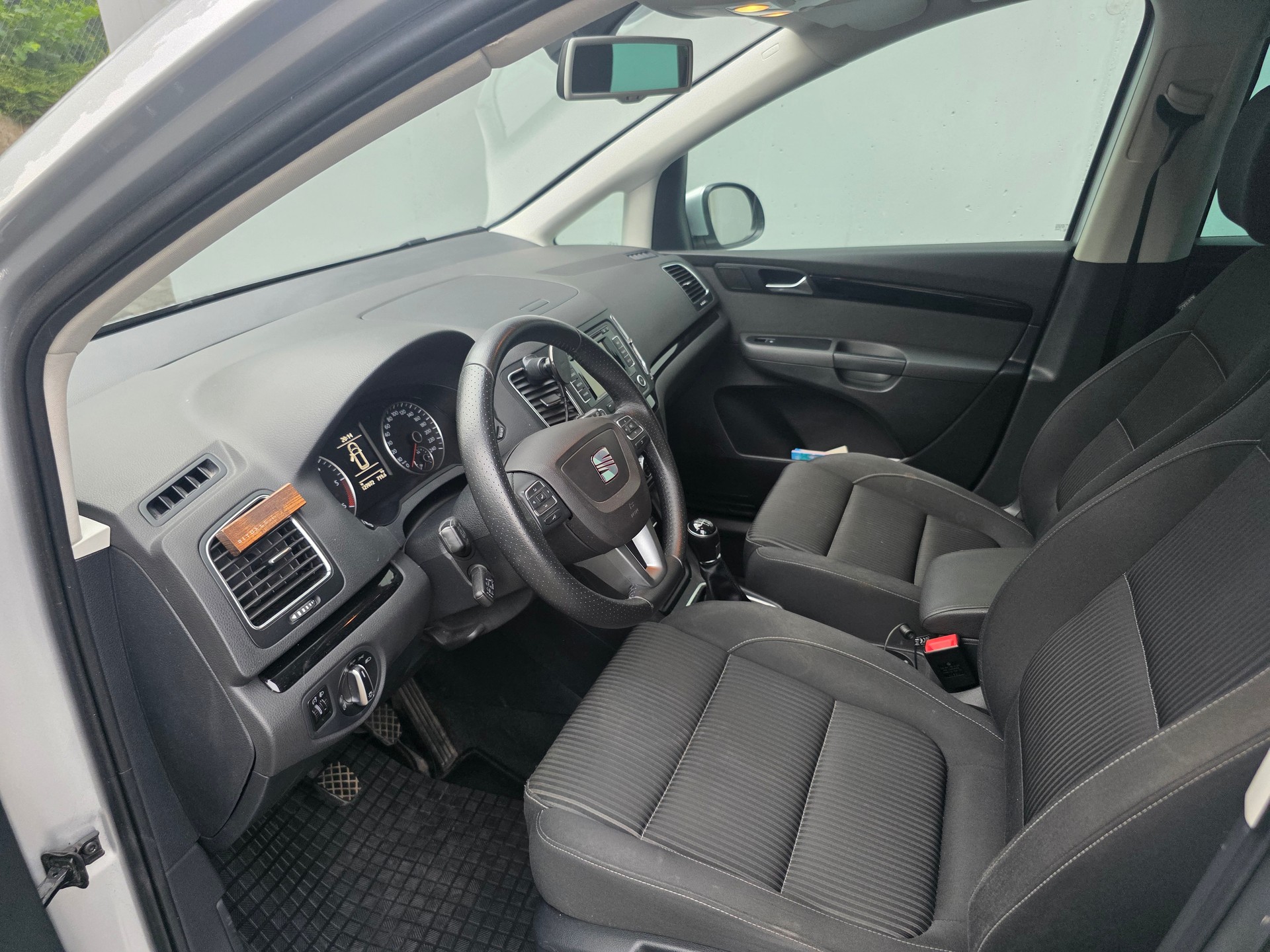 SEAT 2.0 TDI 140 EcoM Style-image-3