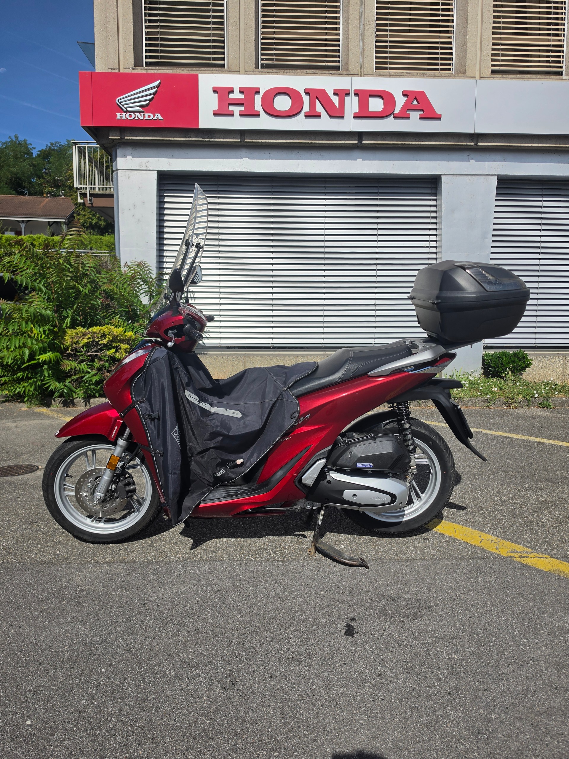 HONDA SH150AD-image-3
