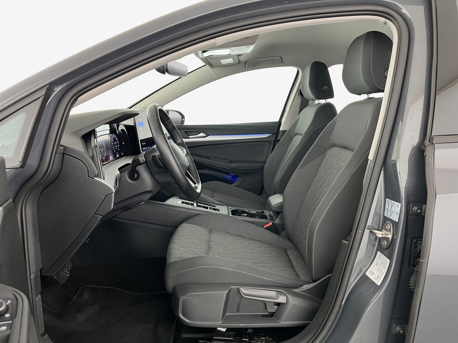 VW Golf 1.5 e TSI mHEV Life DSG-image-7
