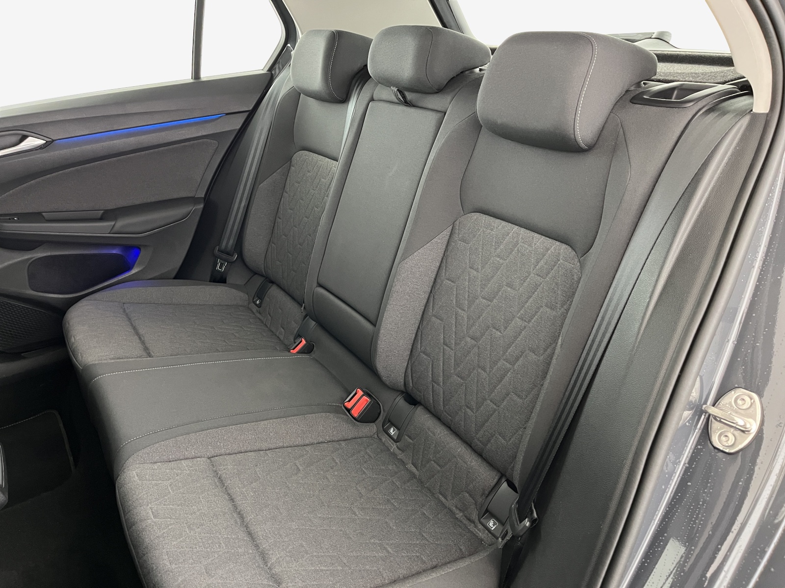 VW Golf 1.5 e TSI mHEV Life DSG-image-11