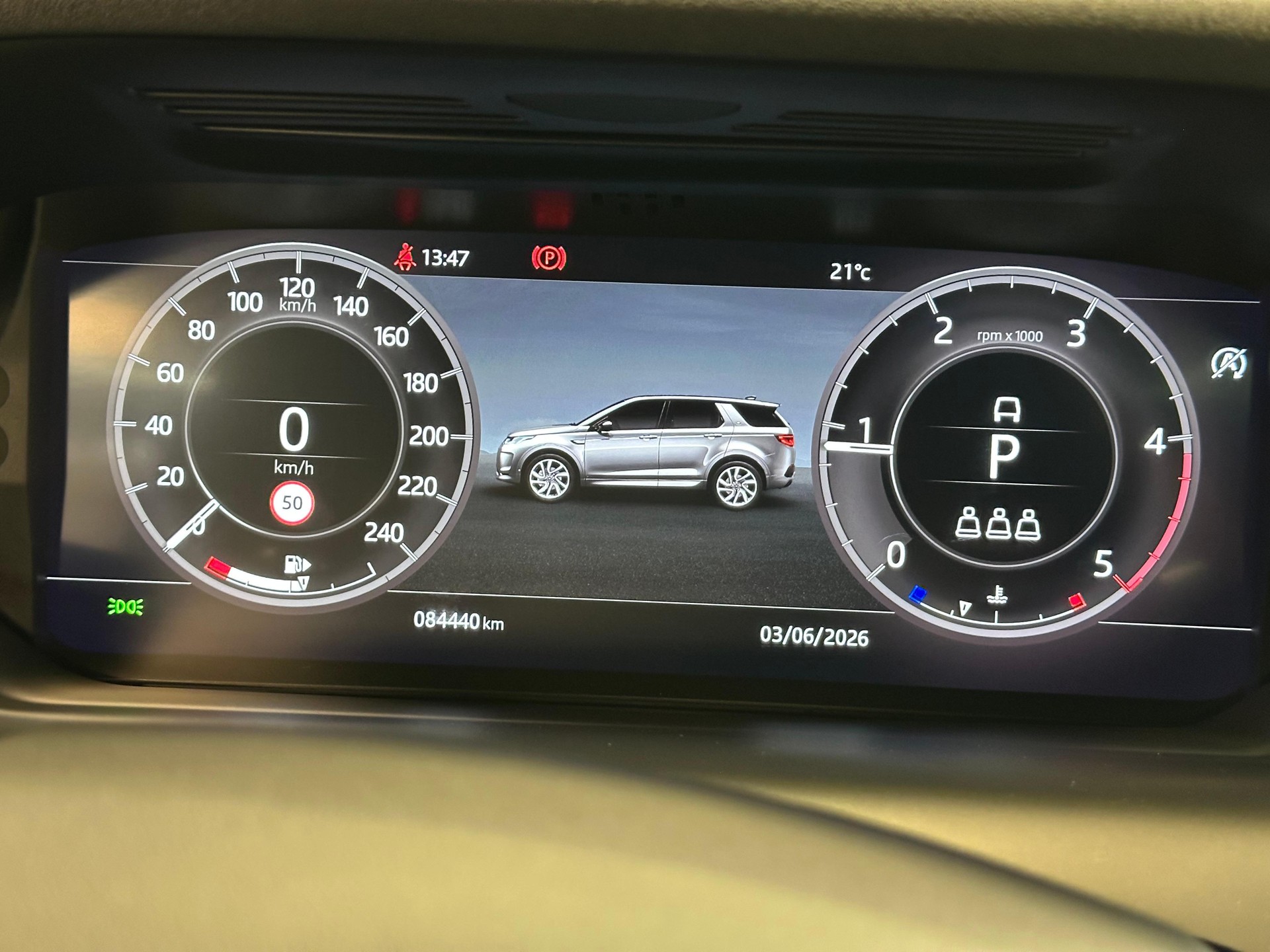 LAND ROVER Discovery Sport 2.0 TD4 180 SE-image-10