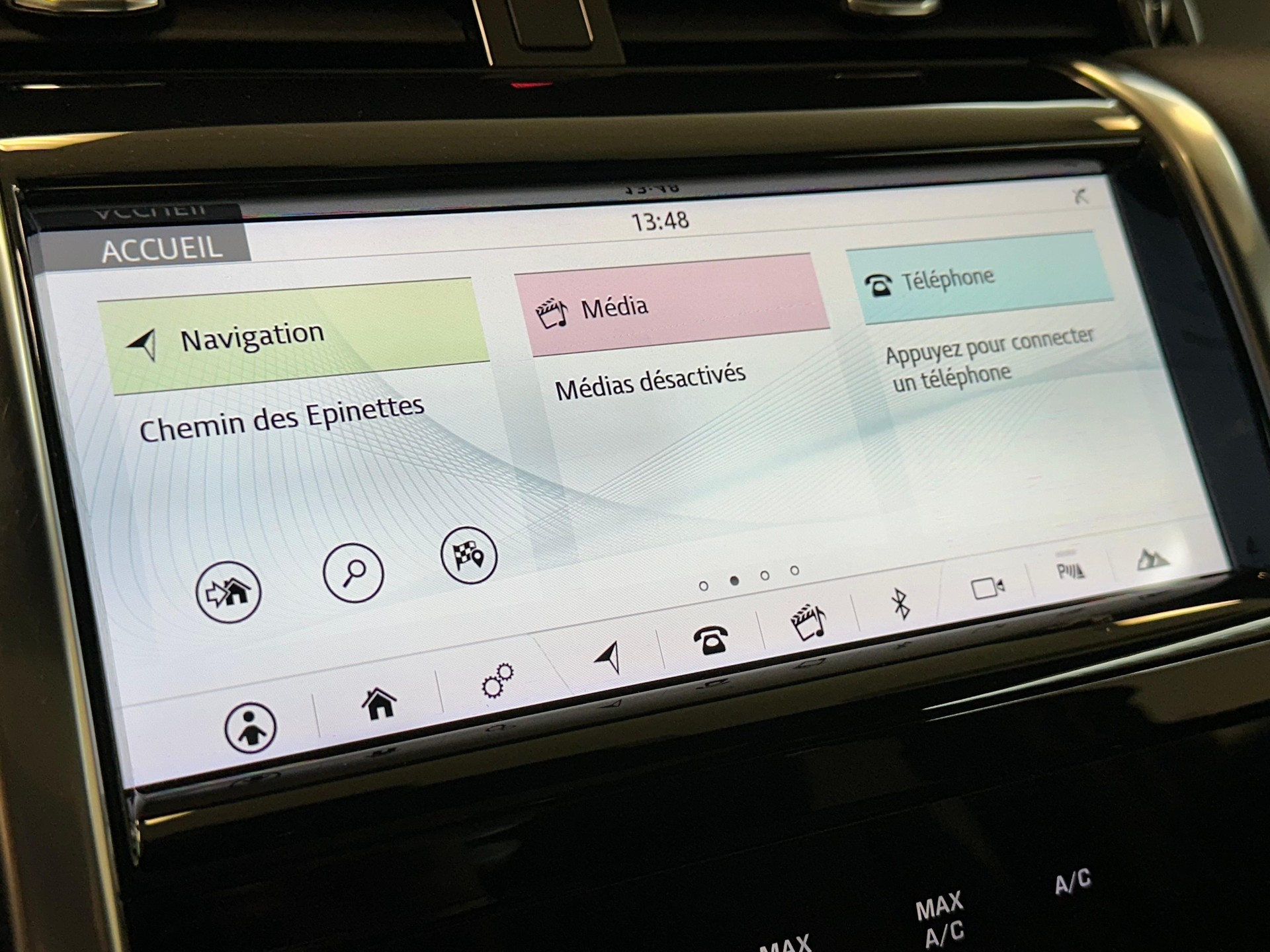 LAND ROVER Discovery Sport 2.0 TD4 180 SE-image-12