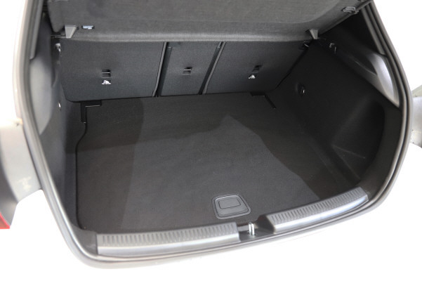 MERCEDES-BENZ A 220 4Matic 8G-DCT-image-11