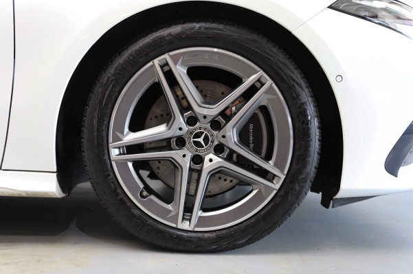 MERCEDES-BENZ A 220 4Matic 8G-DCT-image-12