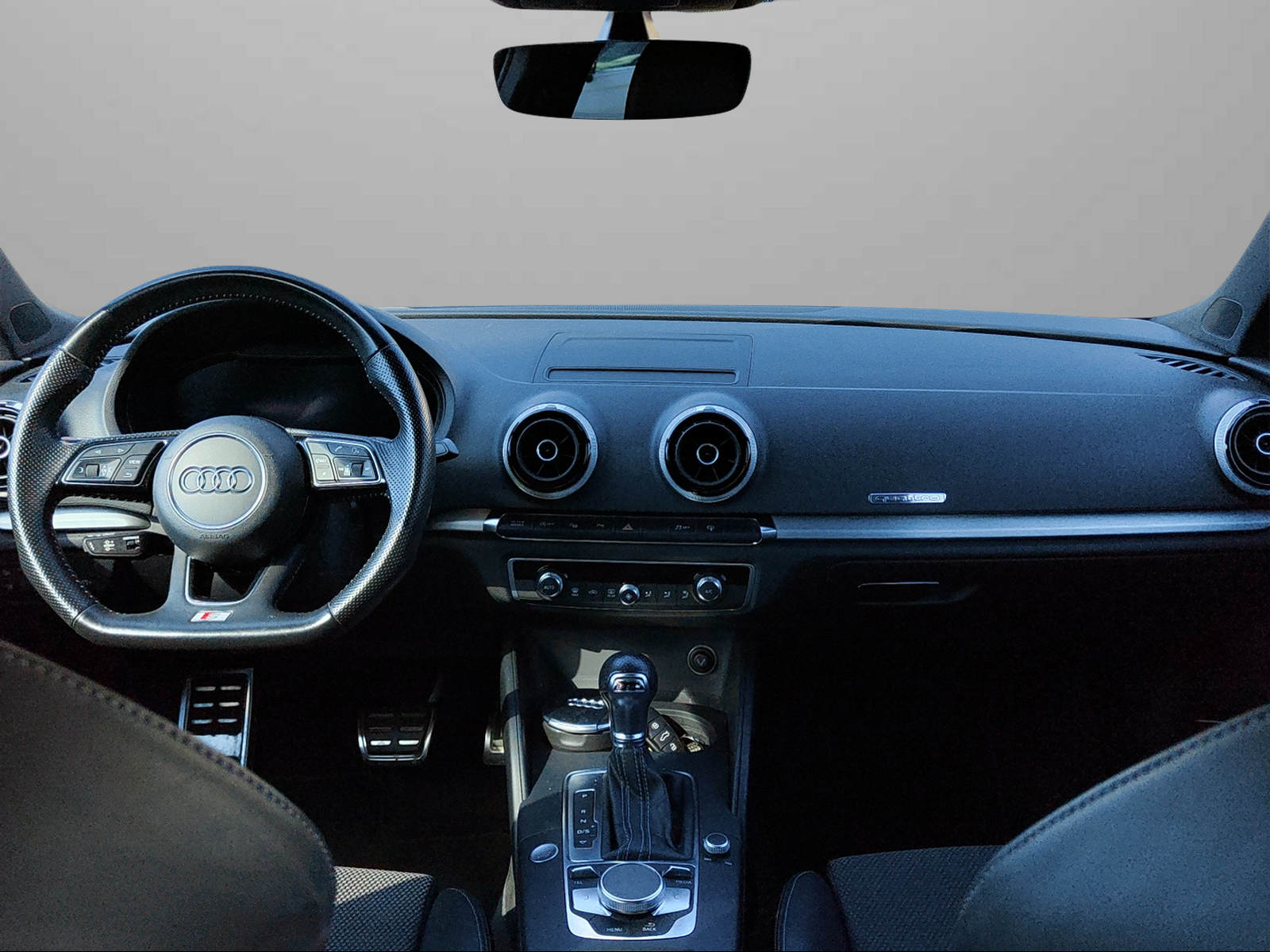 AUDI A3 Sportback 2.0 TFSI Sport quattro S-tronic-image-12
