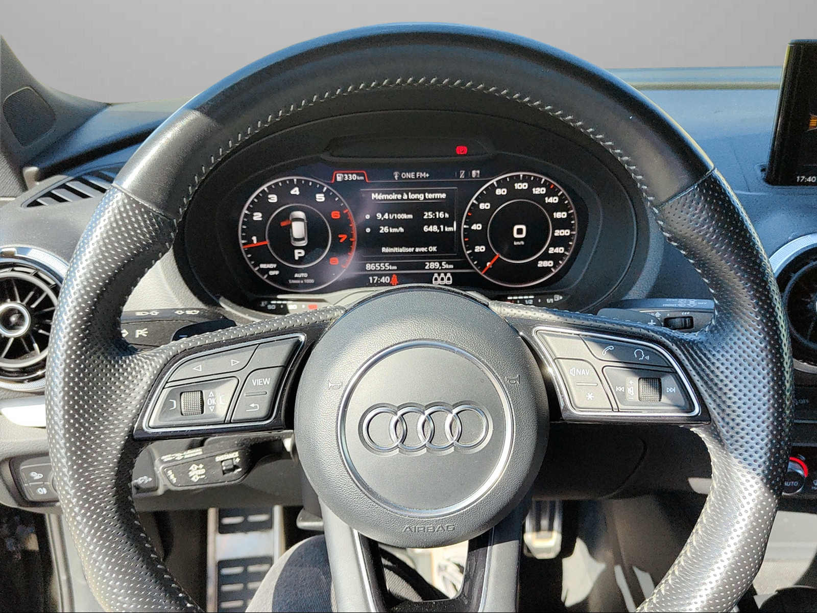 AUDI A3 Sportback 2.0 TFSI Sport quattro S-tronic-image-13