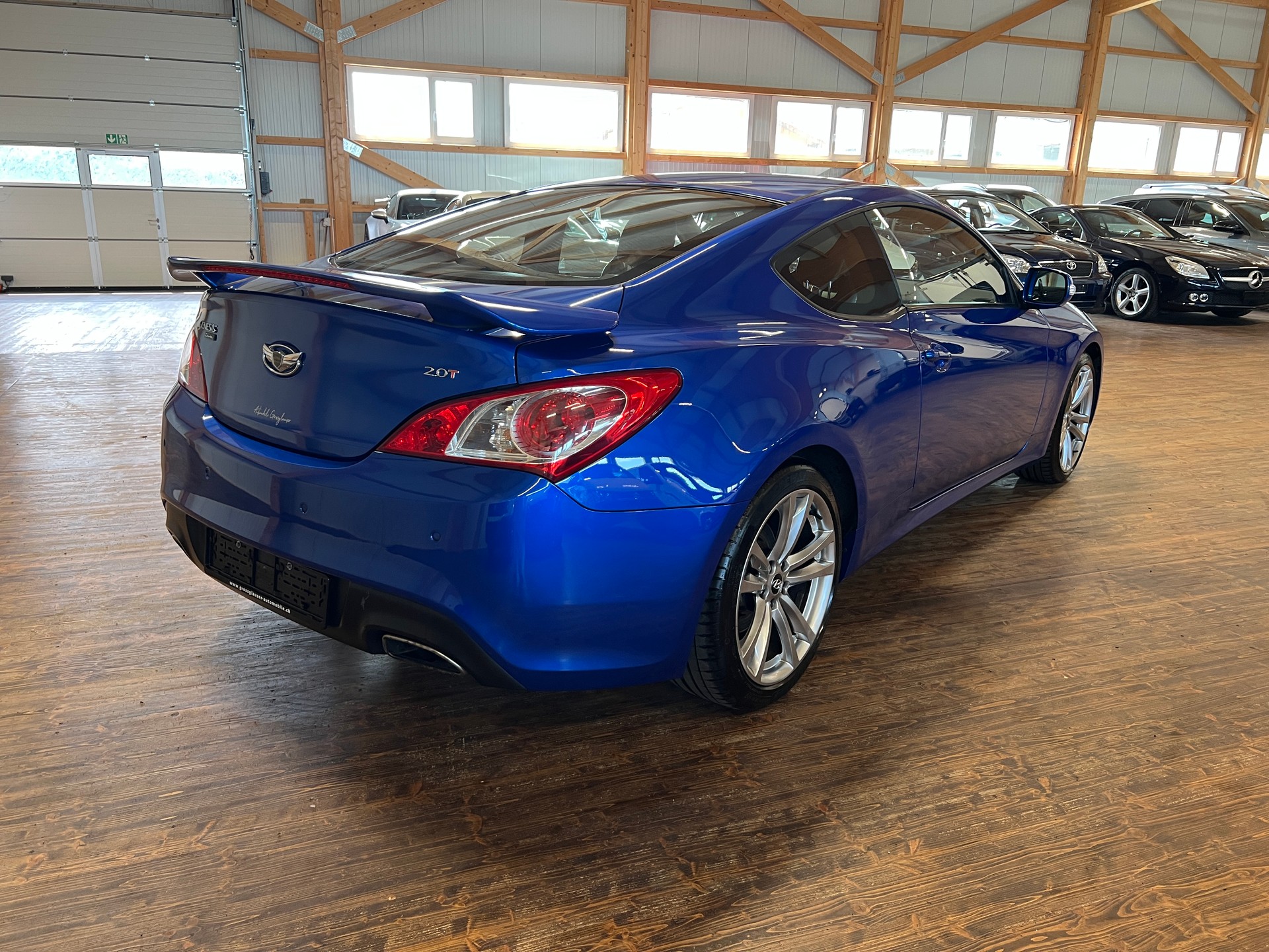 HYUNDAI Genesis 2.0 Turbo-image-4