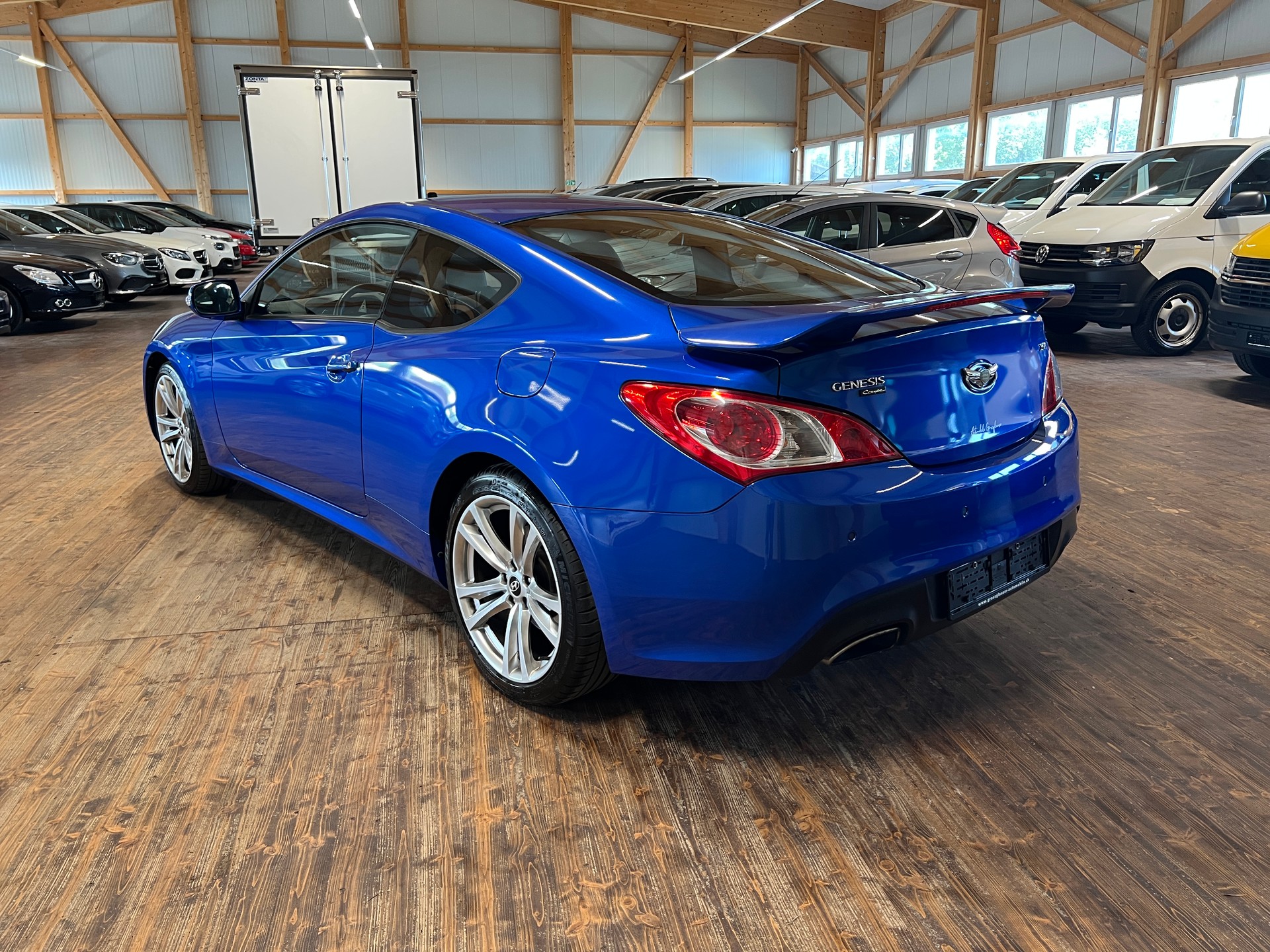 HYUNDAI Genesis 2.0 Turbo-image-6
